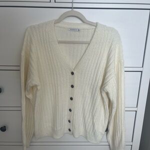 Fuzzy button down ribbed cardigan with balloon sleeve. Size M. BNWOT